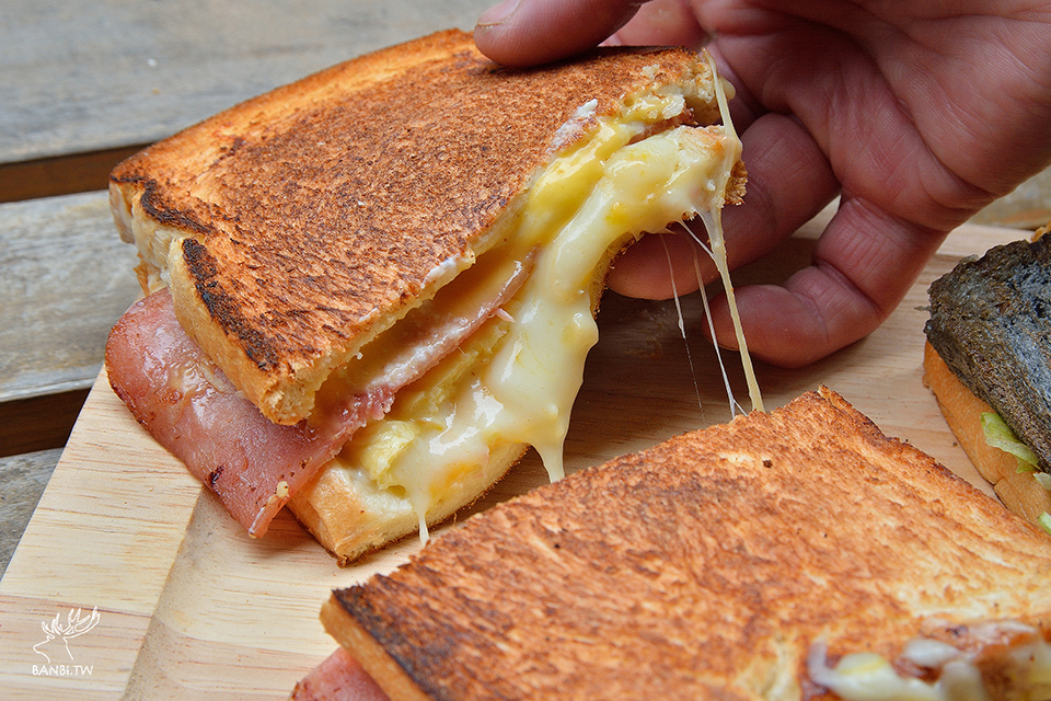 土司吐司-自選兩種麵包 豐富好吃的三明治早午餐-台北公館美食 TAI_1909