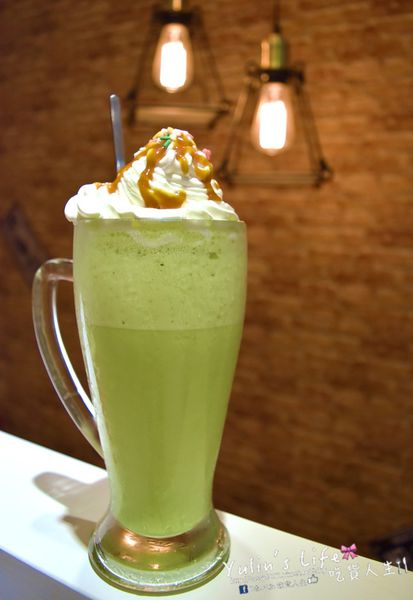 DSC_0075.JPG DSC_0075.JPG