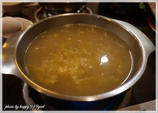 [台中中科商圈]湯頭食材用料實在 個人鍋物★鼎字號