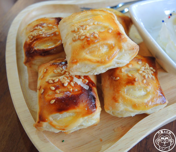 Impish頑咖啡:呷飽祙【台中西區・Impish頑咖啡】咖啡拉花玩創意 Impish頑咖啡:呷飽祙【台中西區・Impish頑咖啡】咖啡拉花玩創意