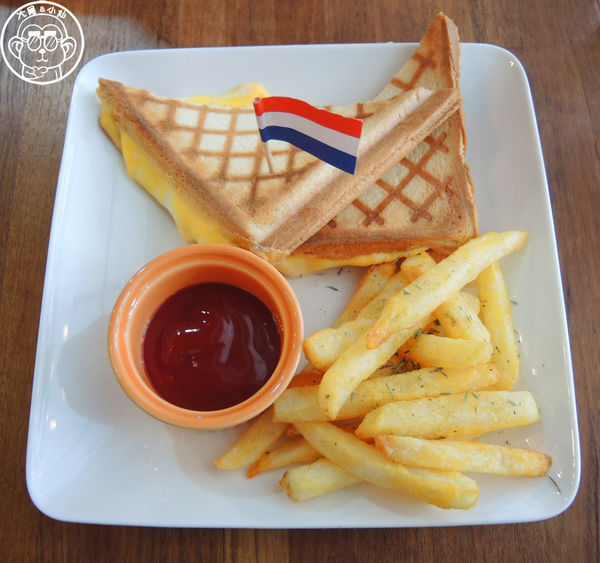 Impish頑咖啡:呷飽祙【台中西區・Impish頑咖啡】咖啡拉花玩創意 Impish頑咖啡:呷飽祙【台中西區・Impish頑咖啡】咖啡拉花玩創意