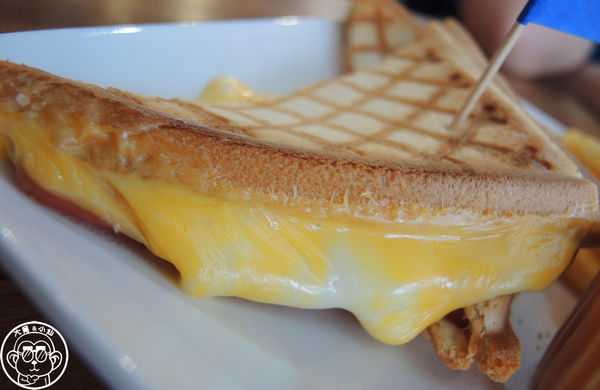 Impish頑咖啡:呷飽祙【台中西區・Impish頑咖啡】咖啡拉花玩創意 Impish頑咖啡:呷飽祙【台中西區・Impish頑咖啡】咖啡拉花玩創意