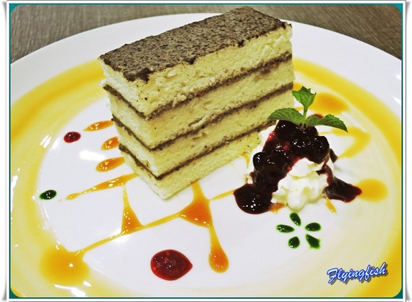 翻轉 Flip Brunch x Coffee x Life Style：✜ 吃美食x做公益ㄟ秘密基地 <擄獲人心ㄟ療癒系甜點篇> - 三重「翻轉 Flip Brunch x Coffee x Life Style」N訪 ♪♫♩♬ ♪ ♥～…