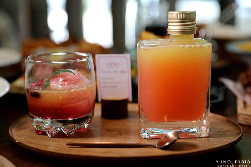 台中市南屯區美翻天!滿滿綠意環繞 森林系唯美玻璃屋城市秘境|The Cafe By 想台中(台中南屯約會餐廳推薦)