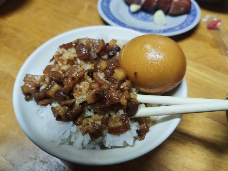 黑記鮮魚湯 肉燥飯