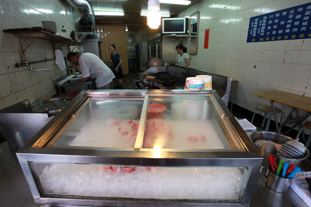 IMG_0694.JPG IMG_0694.JPG