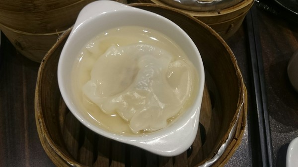 大八潮坊港式飲茶：高雄夢時代~大八潮坊港式飲茶自助百匯~港式點心推車~自助式取餐~吃到飽料理~好撐呀~