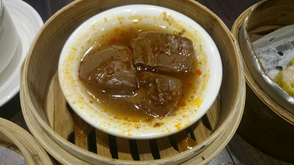 大八潮坊港式飲茶：高雄夢時代~大八潮坊港式飲茶自助百匯~港式點心推車~自助式取餐~吃到飽料理~好撐呀~