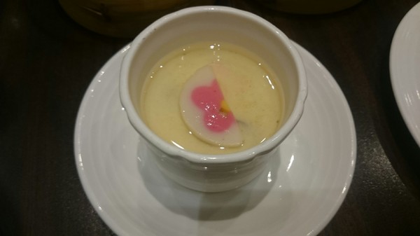 大八潮坊港式飲茶：高雄夢時代~大八潮坊港式飲茶自助百匯~港式點心推車~自助式取餐~吃到飽料理~好撐呀~