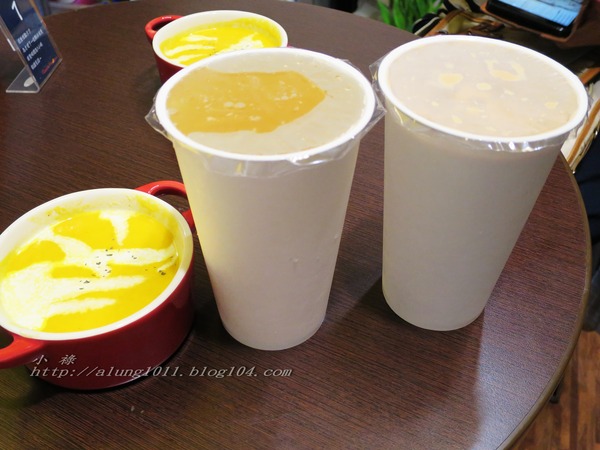 層層堆砌多層次口感~ ..Cheese Me手作帕尼尼