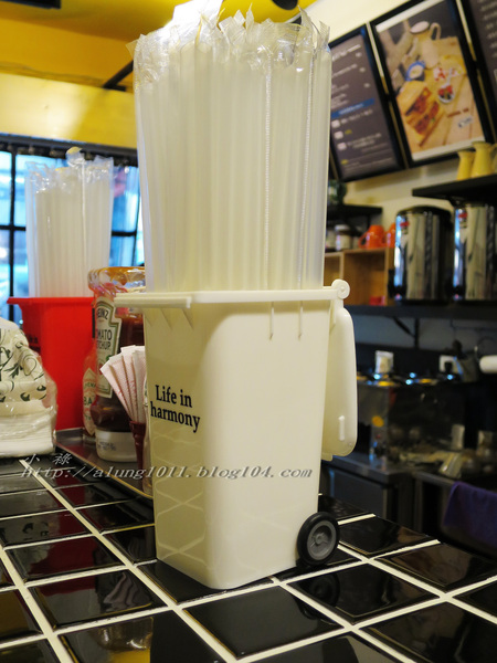 層層堆砌多層次口感~ ..Cheese Me手作帕尼尼