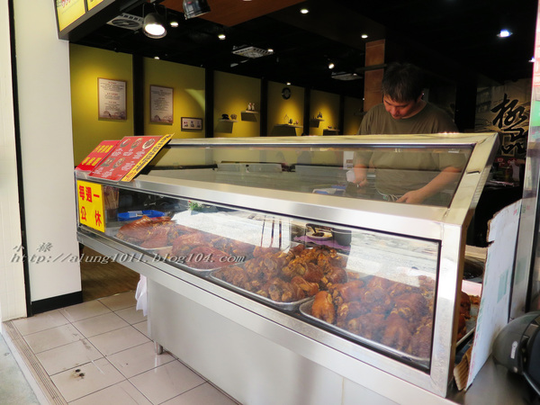 富足好實在 - ..古早味的豬腳