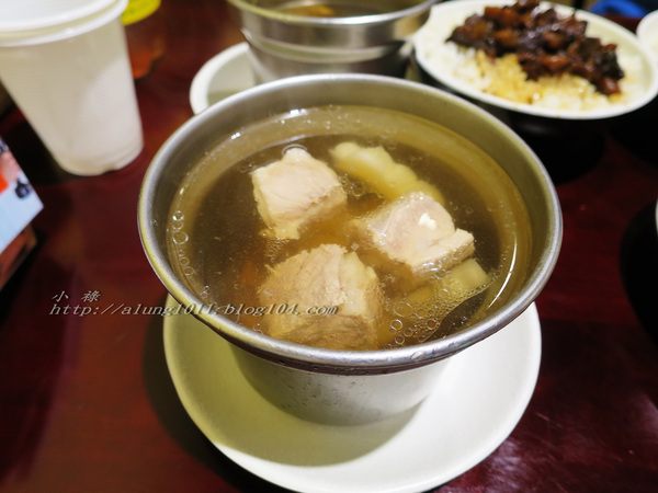 富足好實在 - ..古早味的豬腳