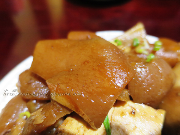 富足好實在 - ..古早味的豬腳