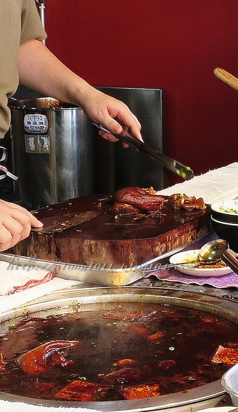 富足好實在 - ..古早味的豬腳