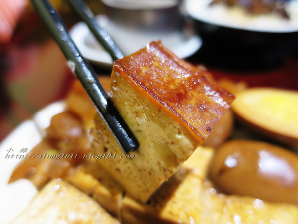 富足好實在 - ..古早味的豬腳