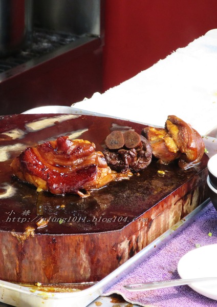 富足好實在 - ..古早味的豬腳