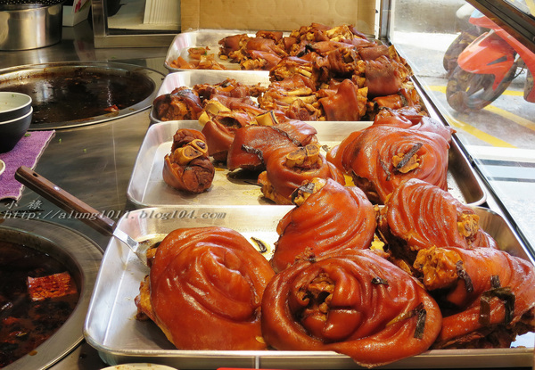 富足好實在 - ..古早味的豬腳