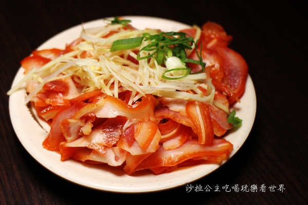 肥老媽羊肉羹:中山區小吃『肥老媽羊肉羹』濱江市場/上引水產旁 肥老媽羊肉羹:中山區小吃『肥老媽羊肉羹』濱江市場/上引水產旁