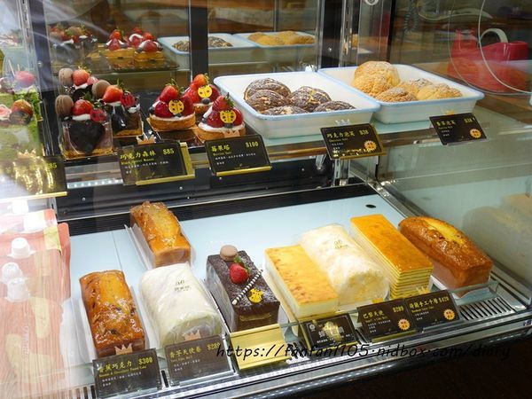 新莊美食【許燕斌手作烘焙】#甜點 #蛋糕 #水果麵包 #世界金廚冠軍 #許燕斌 (18).jpg