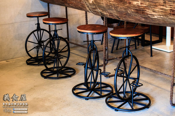 義食屋 親子餐廳(頭份中央店) | 苗栗縣/頭份市 (倉庫風格的自助式好吃又好玩平價大空間義式親子餐廳推薦)