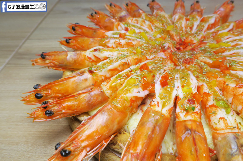 士林愛披薩 ipizza 鋪滿滿的大海蝦