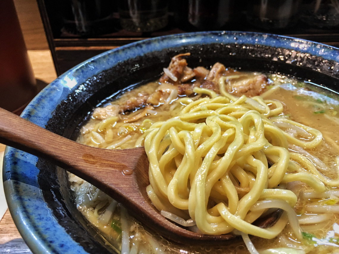 台北西門 | 樂麵屋西門限定!二郎風蒜味拉麵