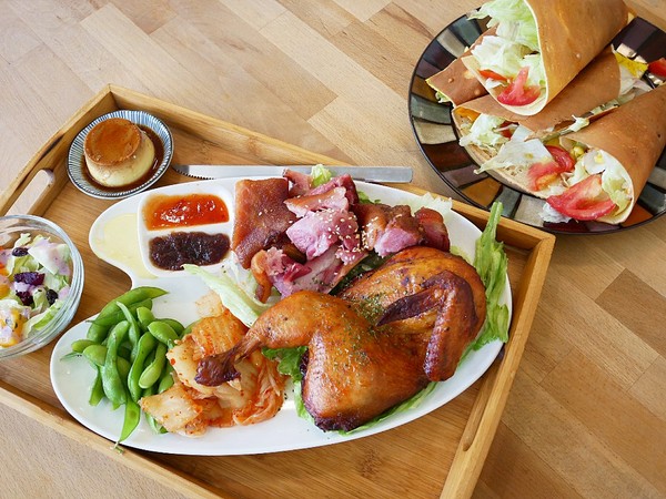 Relax.brunch 輕鬆點早午餐：Relax.brunch 輕鬆點早午餐-台南東區大份量早午餐  連大食怪等級的我都差點投降  大推德國豬腳