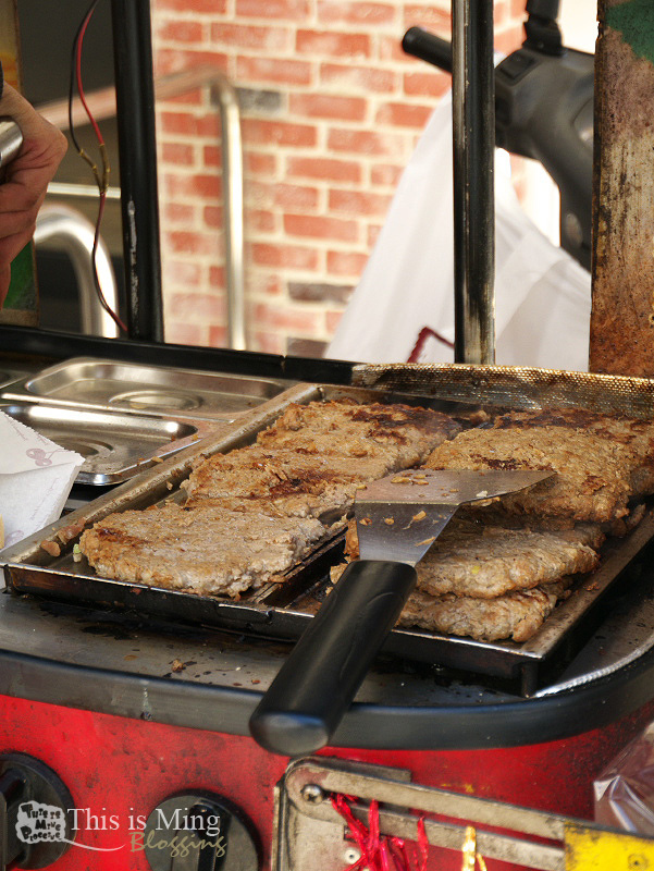 【桃園中壢│食記】手打肉排肉汁的逆襲～蜜蜂小吧 Bee Minibar