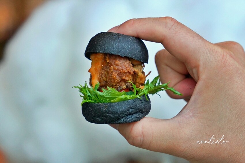 台北市南港區【台北】The Lounge 大廳酒吧， 復刻日本花火大會，夏日祭典下午茶