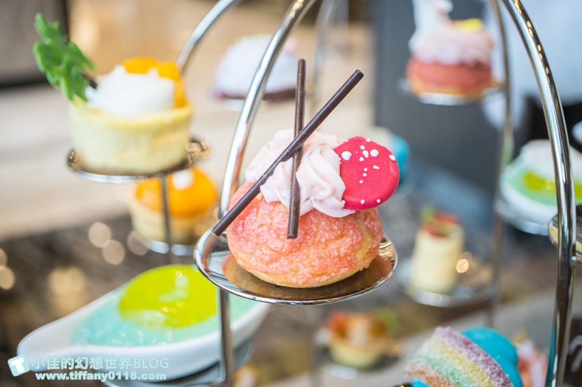 [台北下午茶]超值夢幻JC CAT雲朵鳥籠下午茶/六福萬怡大廳酒吧/好吃好拍的雙人下午茶推薦