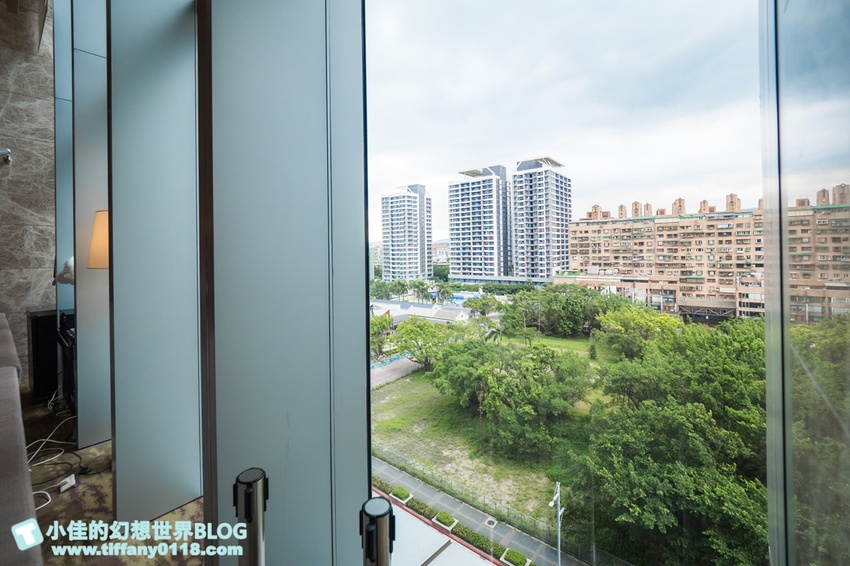 [台北下午茶]超值夢幻JC CAT雲朵鳥籠下午茶/六福萬怡大廳酒吧/好吃好拍的雙人下午茶推薦