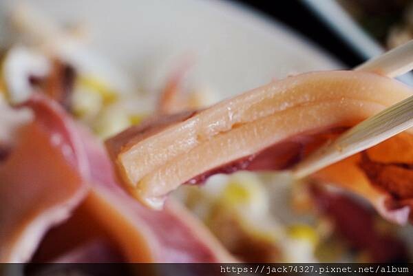 {台中美食}台中大雅美食推薦:【正統魷魚羹】必點魷魚羹,肉角