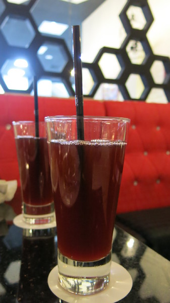 閨蜜創意廚房(高雄店)：高雄閨蜜創意廚房~再忙也要跟好朋友吃頓飯~