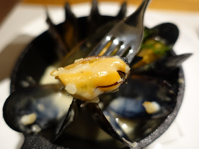 [食記] 朵頤。排餐館Doricious。高CP值七品套餐(統一時代百貨)