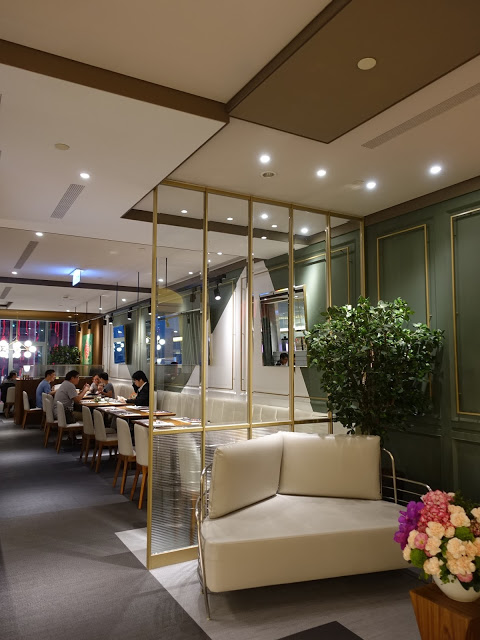 [食記] 朵頤。排餐館Doricious。高CP值七品套餐(統一時代百貨)