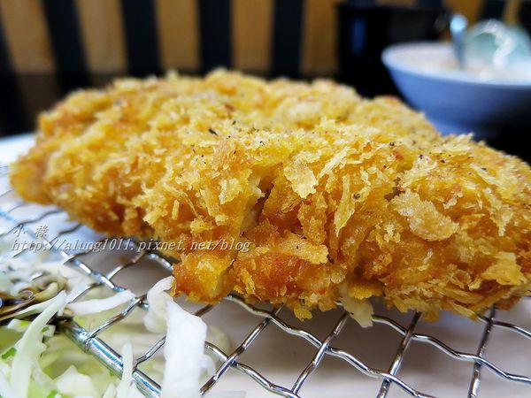 鑫食堂 燒肉丼飯 烏龍麵：鑫食堂  燒肉丼飯‧烏龍麵/愛評體驗團