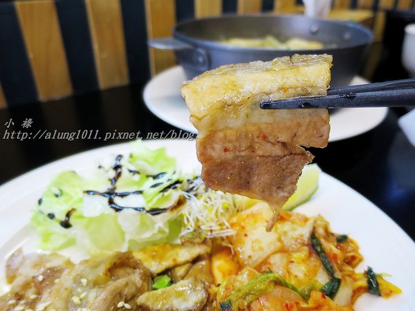鑫食堂 燒肉丼飯 烏龍麵：鑫食堂  燒肉丼飯‧烏龍麵/愛評體驗團