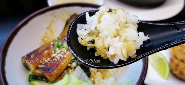 鑫食堂 燒肉丼飯 烏龍麵：鑫食堂  燒肉丼飯‧烏龍麵/愛評體驗團