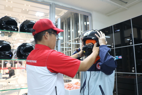 大魯閣草衙道 九大娛樂主題攻略地圖,週五Party Night 一起來狂歡吧!!全台第一座駕駛樂園-鈴鹿賽道樂園 讓你一次玩爽爽!!