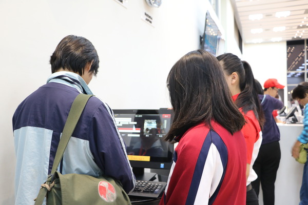 大魯閣草衙道 九大娛樂主題攻略地圖,週五Party Night 一起來狂歡吧!!全台第一座駕駛樂園-鈴鹿賽道樂園 讓你一次玩爽爽!!