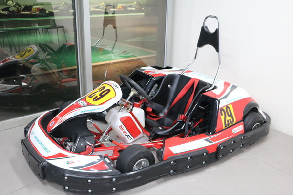 大魯閣草衙道 九大娛樂主題攻略地圖,週五Party Night 一起來狂歡吧!!全台第一座駕駛樂園-鈴鹿賽道樂園 讓你一次玩爽爽!!