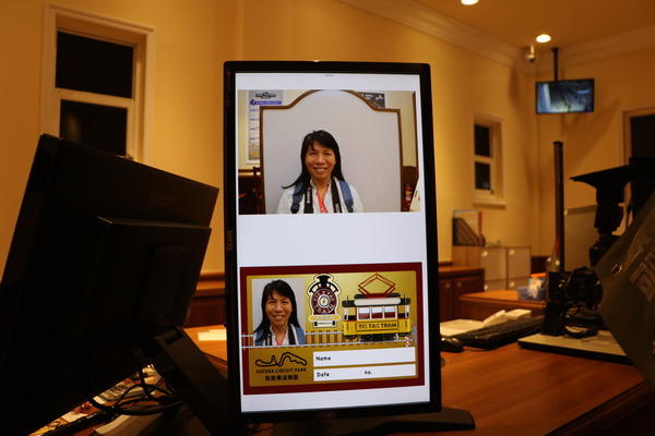 大魯閣草衙道 九大娛樂主題攻略地圖,週五Party Night 一起來狂歡吧!!全台第一座駕駛樂園-鈴鹿賽道樂園 讓你一次玩爽爽!!