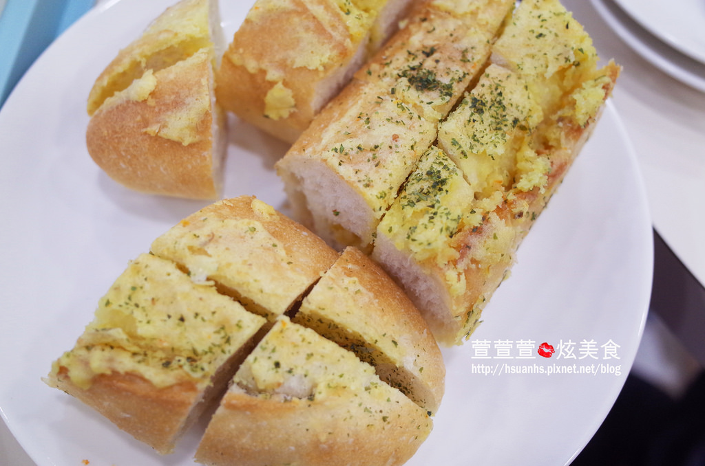 【台北】麵包劇場 Alter Ego 1892。人手一條 法國生乳蛋糕捲x帕瑪森舒芙蕾 堅持高品質原料(Line@生活圈 免費好禮四選一)