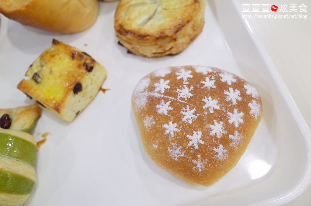 【台北】麵包劇場 Alter Ego 1892。人手一條 法國生乳蛋糕捲x帕瑪森舒芙蕾 堅持高品質原料(Line@生活圈 免費好禮四選一)