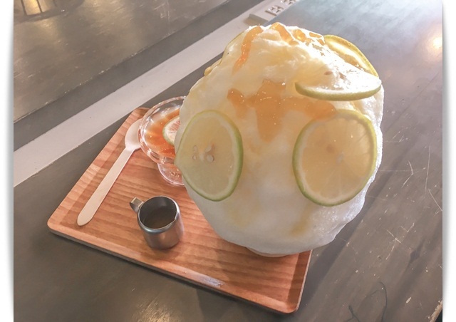 「Cuiqu Coffee 奎克咖啡」奎克x萬波聯名冰品，可愛的日式刨冰 ♡