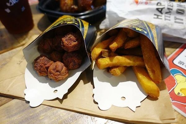 16468683_10154300378276762_1990202209_n