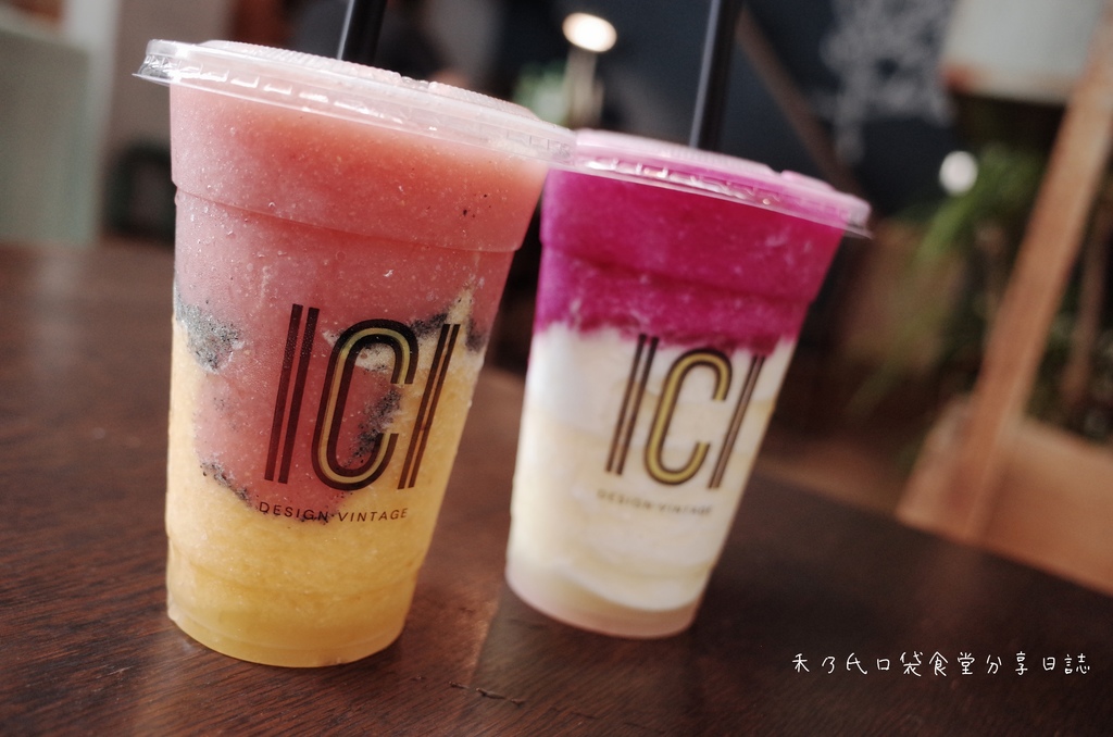 17-11-07-23-42-14-176_deco.jpg 17-11-07-23-42-14-176_deco.jpg