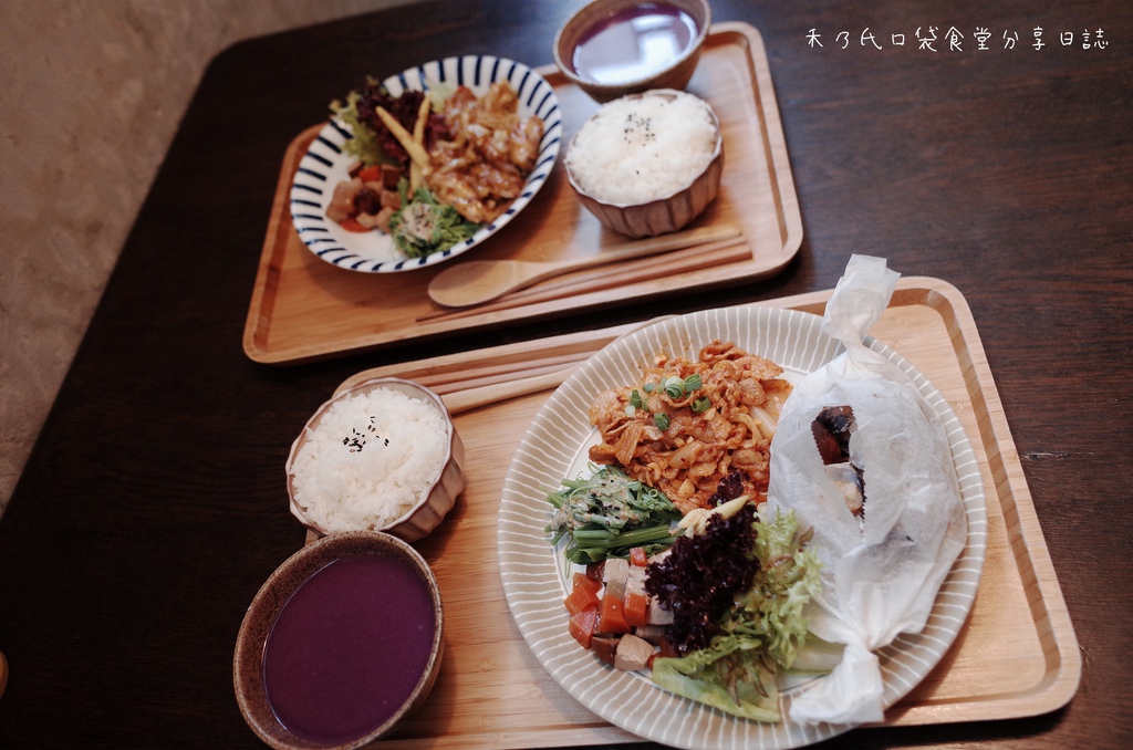 17-11-07-23-46-15-698_deco.jpg 17-11-07-23-46-15-698_deco.jpg