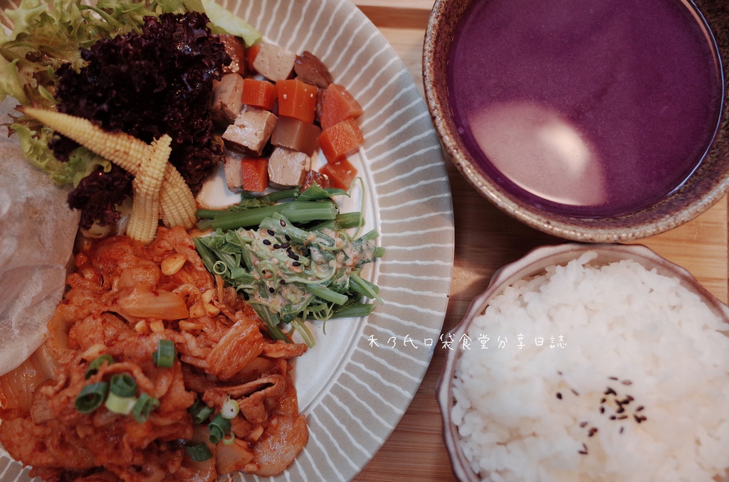 17-11-07-23-40-55-722_deco.jpg 17-11-07-23-40-55-722_deco.jpg